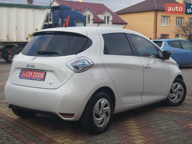 Білий Рено Зое, об'ємом двигуна 0 л та пробігом 112 тис. км за 6777 $, фото 8 на Automoto.ua