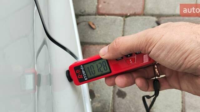 Білий Рено Зое, об'ємом двигуна 0 л та пробігом 50 тис. км за 7950 $, фото 43 на Automoto.ua