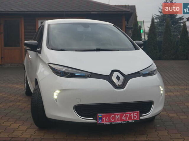 Білий Рено Зое, об'ємом двигуна 0 л та пробігом 111 тис. км за 7555 $, фото 3 на Automoto.ua