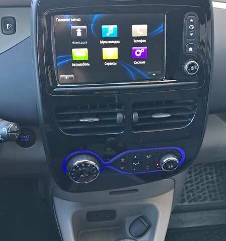 Рено Зое 2016 в Львове на Automoto.ua Белый Рено Зое, объемом двигателя 0 л и пробегом 115 тыс. км за 7100 $, фото 17 на Automoto.ua