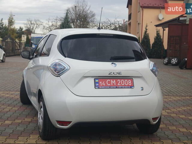 Білий Рено Зое, об'ємом двигуна 0 л та пробігом 112 тис. км за 6777 $, фото 9 на Automoto.ua