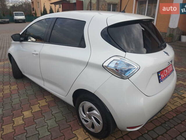 Білий Рено Зое, об'ємом двигуна 0 л та пробігом 112 тис. км за 6777 $, фото 19 на Automoto.ua