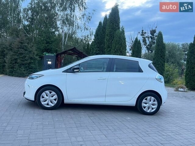 Білий Рено Зое, об'ємом двигуна 0 л та пробігом 101 тис. км за 6800 $, фото 2 на Automoto.ua