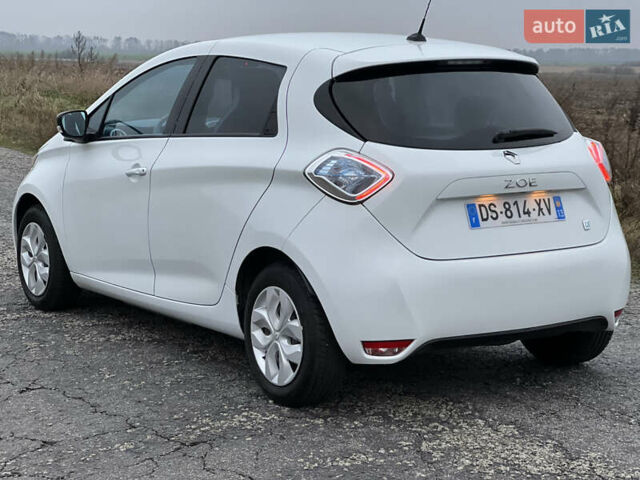 Білий Рено Зое, об'ємом двигуна 0 л та пробігом 84 тис. км за 6499 $, фото 9 на Automoto.ua