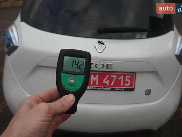 Білий Рено Зое, об'ємом двигуна 0 л та пробігом 111 тис. км за 7555 $, фото 71 на Automoto.ua