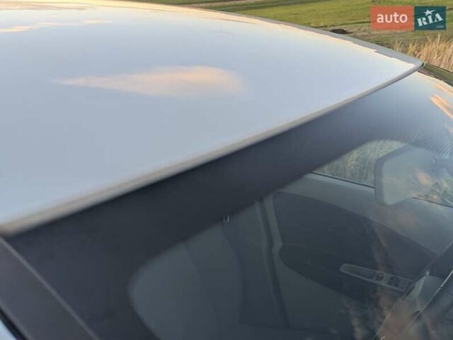 Белый Рено Зое, объемом двигателя 0 л и пробегом 51 тыс. км за 6995 $, фото 6 на Automoto.ua