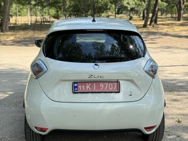 Білий Рено Зое, об'ємом двигуна 0 л та пробігом 155 тис. км за 6999 $, фото 3 на Automoto.ua