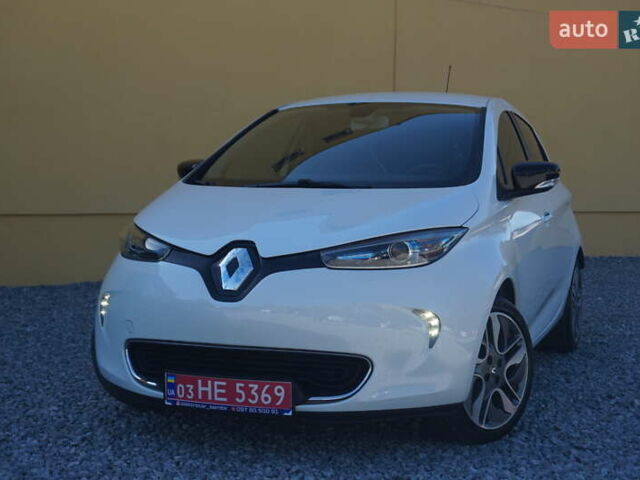 Белый Рено Зое, объемом двигателя 0 л и пробегом 93 тыс. км за 7200 $, фото 2 на Automoto.ua