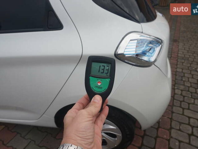 Білий Рено Зое, об'ємом двигуна 0 л та пробігом 112 тис. км за 6777 $, фото 67 на Automoto.ua