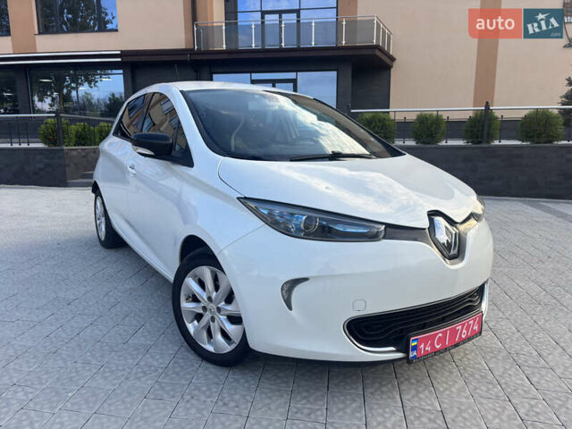 Білий Рено Зое, об'ємом двигуна 0 л та пробігом 118 тис. км за 6900 $, фото 7 на Automoto.ua