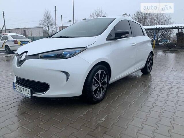 Белый Рено Зое, объемом двигателя 0 л и пробегом 110 тыс. км за 9950 $, фото 1 на Automoto.ua