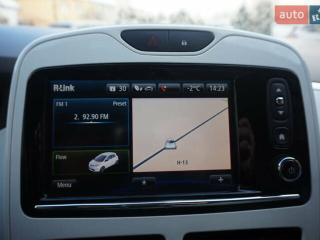 Белый Рено Зое, объемом двигателя 0 л и пробегом 26 тыс. км за 9555 $, фото 31 на Automoto.ua