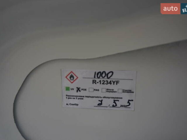 Белый Рено Зое, объемом двигателя 0 л и пробегом 136 тыс. км за 9000 $, фото 57 на Automoto.ua