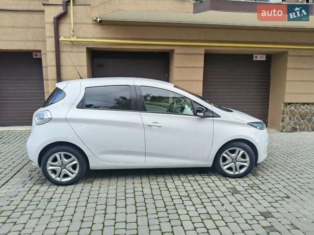 Рено Зое 2017 в Надворной на Automoto.ua Белый Рено Зое, объемом двигателя 0 л и пробегом 62 тыс. км за 9900 $, фото 5 на Automoto.ua