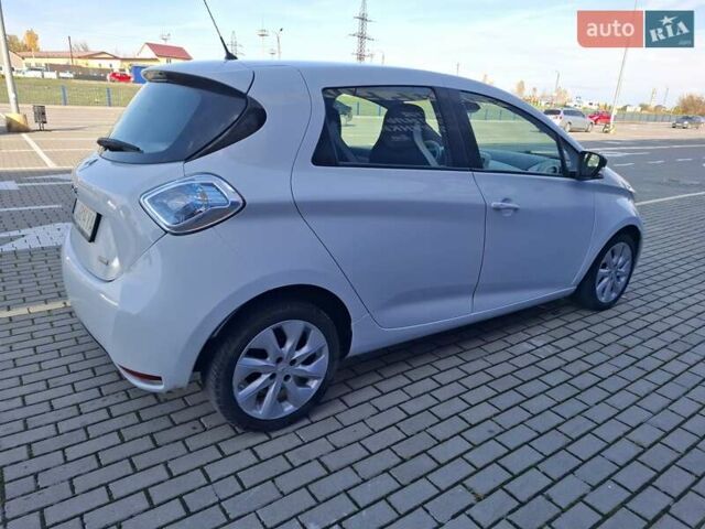 Рено Зое 2017 в Нововолынск на Automoto.ua Белый Рено Зое, объемом двигателя 0 л и пробегом 117 тыс. км за 8900 $, фото 4 на Automoto.ua