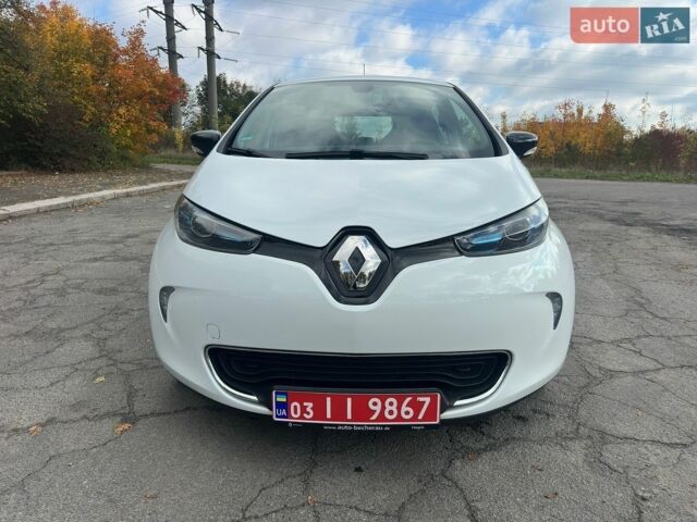 Білий Рено Зое, об'ємом двигуна 0 л та пробігом 83 тис. км за 9800 $, фото 1 на Automoto.ua
