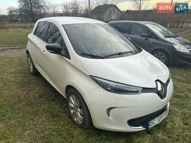 Білий Рено Зое, об'ємом двигуна 0 л та пробігом 147 тис. км за 8300 $, фото 2 на Automoto.ua