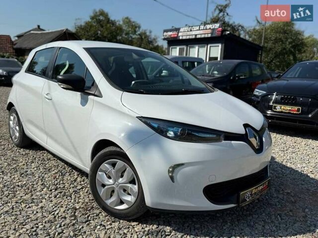 Белый Рено Зое, объемом двигателя 0 л и пробегом 93 тыс. км за 9799 $, фото 27 на Automoto.ua