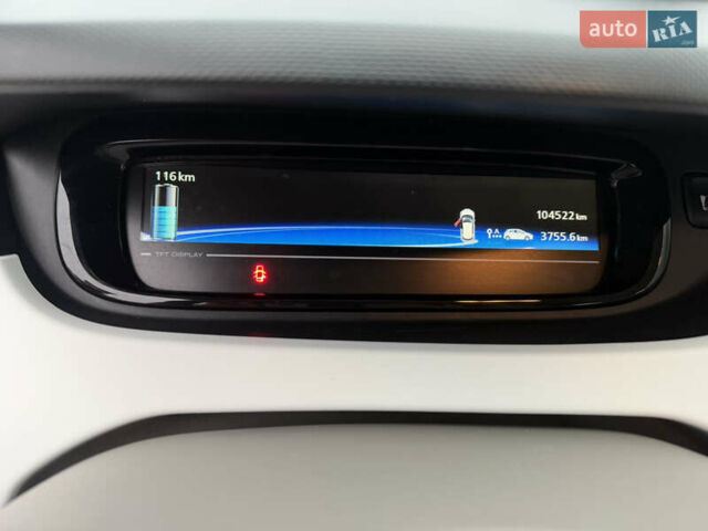 Білий Рено Зое, об'ємом двигуна 0 л та пробігом 104 тис. км за 8700 $, фото 26 на Automoto.ua