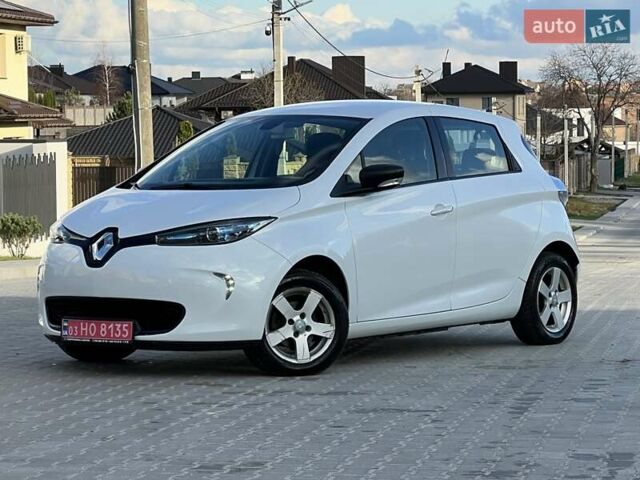 Белый Рено Зое, объемом двигателя 0 л и пробегом 110 тыс. км за 8450 $, фото 4 на Automoto.ua