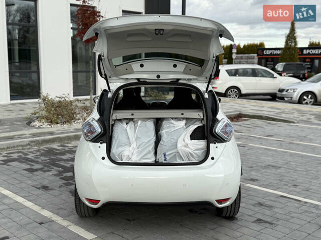 Рено Зое 2017 в Городке на Automoto.ua Белый Рено Зое, объемом двигателя 0 л и пробегом 95 тыс. км за 9800 $, фото 9 на Automoto.ua