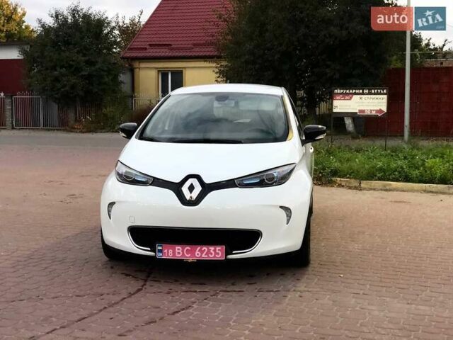 Білий Рено Зое, об'ємом двигуна 0 л та пробігом 120 тис. км за 8900 $, фото 8 на Automoto.ua