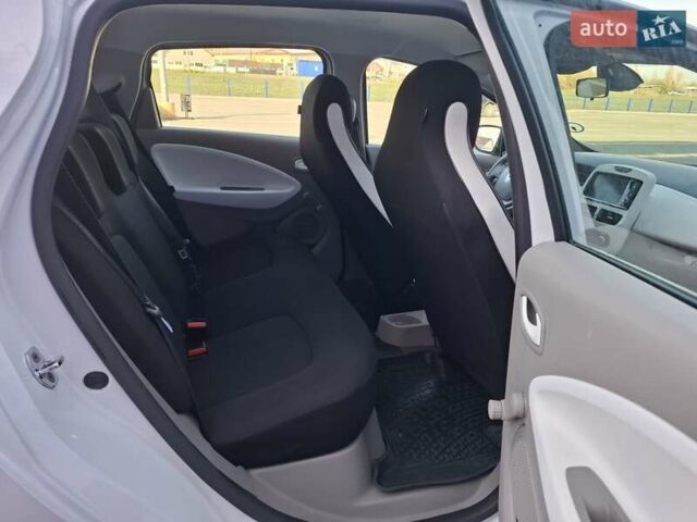 Рено Зое 2017 в Нововолынск на Automoto.ua Белый Рено Зое, объемом двигателя 0 л и пробегом 117 тыс. км за 8900 $, фото 13 на Automoto.ua