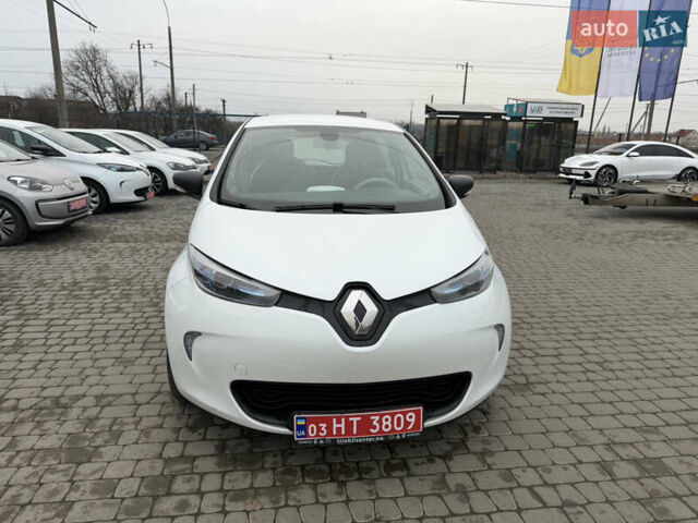 Білий Рено Зое, об'ємом двигуна 0 л та пробігом 104 тис. км за 8700 $, фото 1 на Automoto.ua