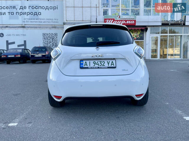 Білий Рено Зое, об'ємом двигуна 0 л та пробігом 86 тис. км за 9500 $, фото 13 на Automoto.ua