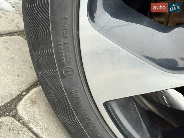 Білий Рено Зое, об'ємом двигуна 0 л та пробігом 104 тис. км за 8700 $, фото 19 на Automoto.ua