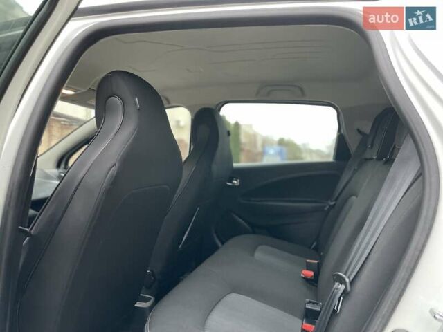 Білий Рено Зое, об'ємом двигуна 0 л та пробігом 168 тис. км за 9499 $, фото 30 на Automoto.ua