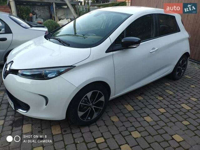Білий Рено Зое, об'ємом двигуна 0 л та пробігом 65 тис. км за 9350 $, фото 10 на Automoto.ua