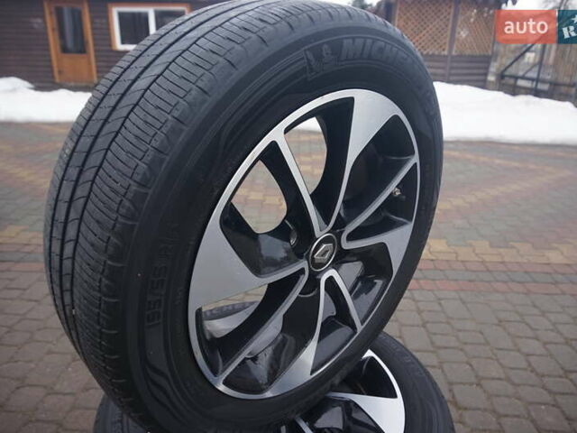 Белый Рено Зое, объемом двигателя 0 л и пробегом 102 тыс. км за 9777 $, фото 64 на Automoto.ua