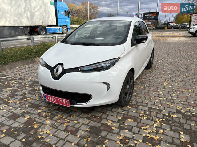 Рено Зое 2017 в Ровно на Automoto.ua Белый Рено Зое, объемом двигателя 0 л и пробегом 104 тыс. км за 8599 $, фото 2 на Automoto.ua