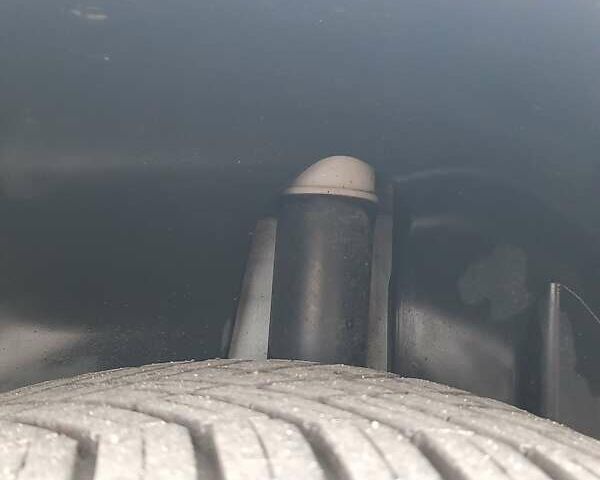 Білий Рено Зое, об'ємом двигуна 0 л та пробігом 123 тис. км за 9650 $, фото 27 на Automoto.ua