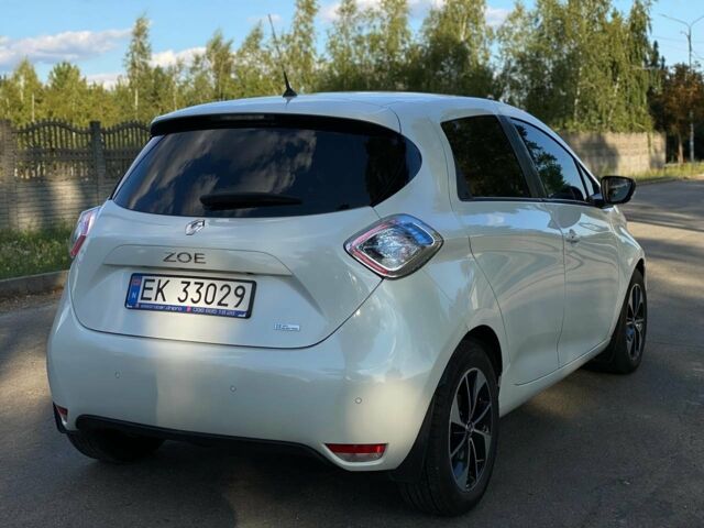 Білий Рено Зое, об'ємом двигуна 0 л та пробігом 100 тис. км за 11300 $, фото 9 на Automoto.ua