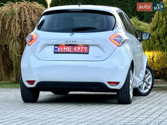 Белый Рено Зое, объемом двигателя 0 л и пробегом 43 тыс. км за 9399 $, фото 27 на Automoto.ua