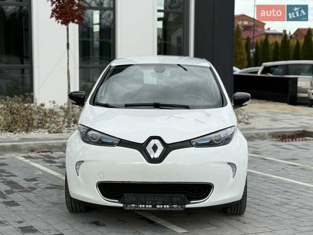 Рено Зое 2017 в Городке на Automoto.ua Белый Рено Зое, объемом двигателя 0 л и пробегом 95 тыс. км за 9800 $, фото 1 на Automoto.ua