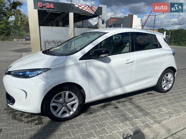Белый Рено Зое, объемом двигателя 0 л и пробегом 27 тыс. км за 9300 $, фото 11 на Automoto.ua