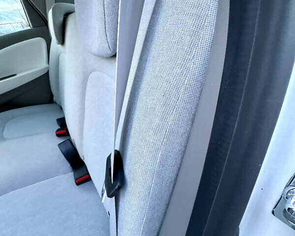 Белый Рено Зое, объемом двигателя 0 л и пробегом 43 тыс. км за 9399 $, фото 47 на Automoto.ua