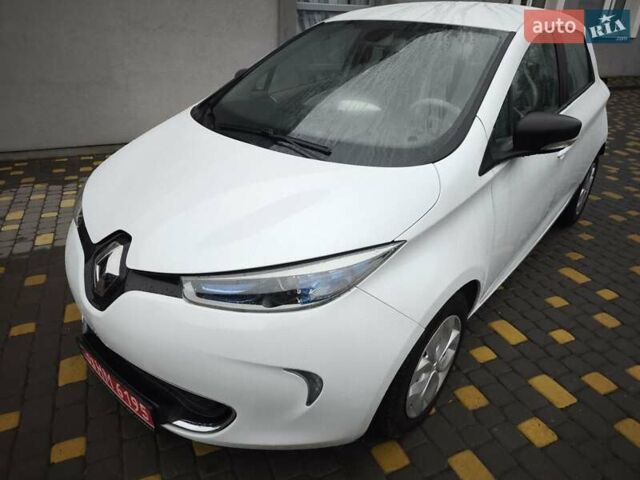 Білий Рено Зое, об'ємом двигуна 0 л та пробігом 100 тис. км за 4500 $, фото 9 на Automoto.ua