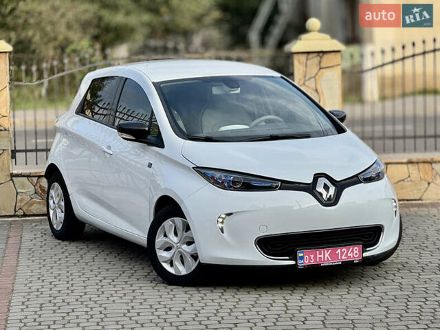 Белый Рено Зое, объемом двигателя 0 л и пробегом 77 тыс. км за 9499 $, фото 14 на Automoto.ua