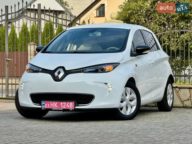 Белый Рено Зое, объемом двигателя 0 л и пробегом 77 тыс. км за 9499 $, фото 3 на Automoto.ua