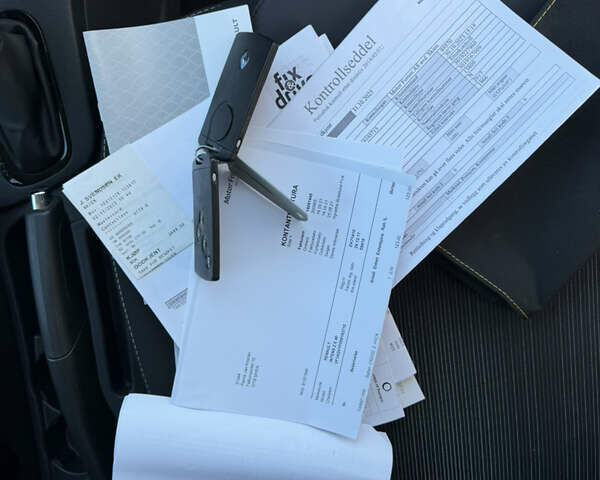 Белый Рено Зое, объемом двигателя 0 л и пробегом 108 тыс. км за 8800 $, фото 27 на Automoto.ua