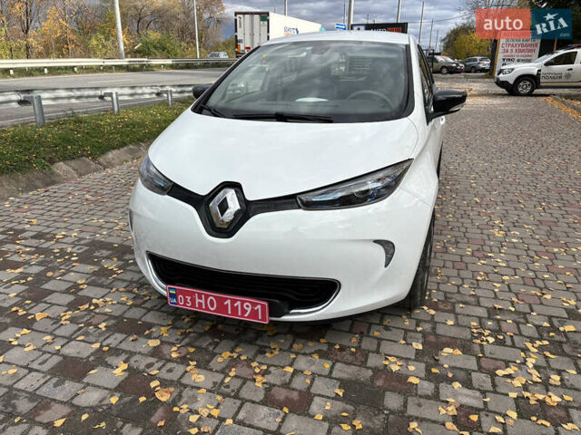 Рено Зое 2017 в Ровно на Automoto.ua Белый Рено Зое, объемом двигателя 0 л и пробегом 104 тыс. км за 8599 $, фото 3 на Automoto.ua