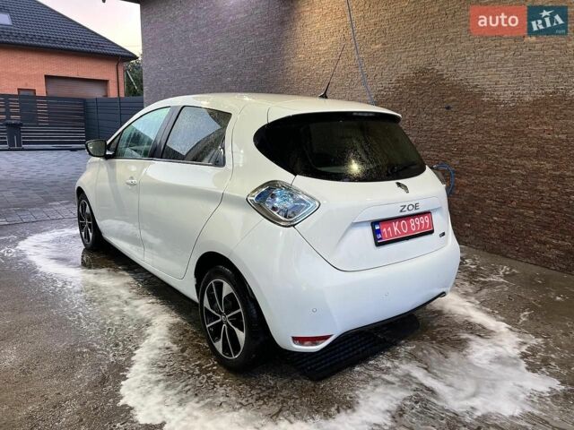 Білий Рено Зое, об'ємом двигуна 0 л та пробігом 119 тис. км за 9200 $, фото 9 на Automoto.ua