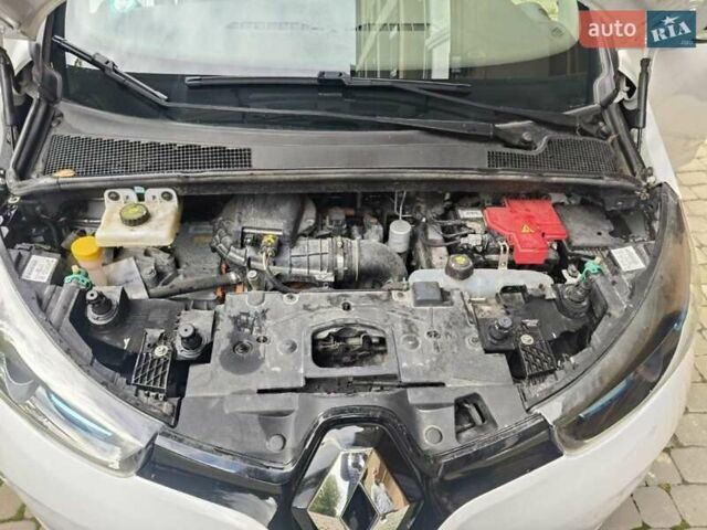 Рено Зое 2017 в Надворной на Automoto.ua Белый Рено Зое, объемом двигателя 0 л и пробегом 62 тыс. км за 9900 $, фото 16 на Automoto.ua