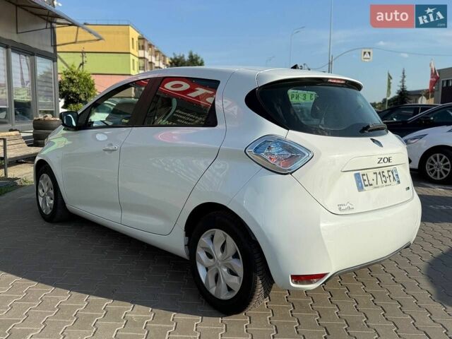 Белый Рено Зое, объемом двигателя 0 л и пробегом 179 тыс. км за 8700 $, фото 1 на Automoto.ua