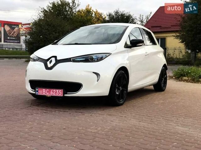 Білий Рено Зое, об'ємом двигуна 0 л та пробігом 120 тис. км за 8900 $, фото 6 на Automoto.ua