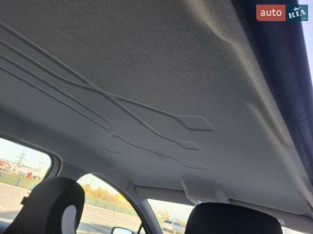 Рено Зое 2017 в Нововолынск на Automoto.ua Белый Рено Зое, объемом двигателя 0 л и пробегом 117 тыс. км за 8900 $, фото 16 на Automoto.ua